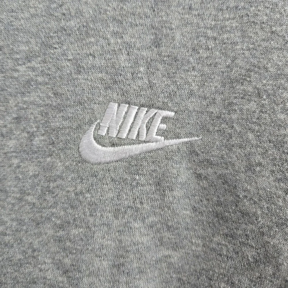 Nike *please carefully